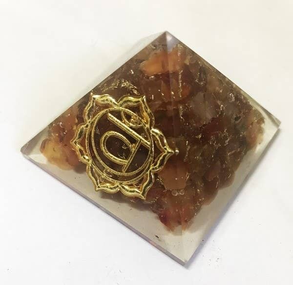 Orgonitpyramide, Sakralchakra - Karneol
