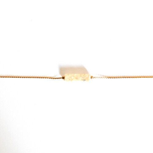 ARMBAND AUS FOSSILEM STEIN