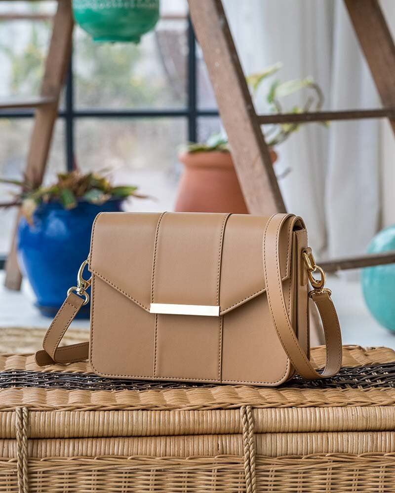 Poesia della mandorla