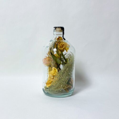 Dried Florals in Glass Harapan 500ml black wax