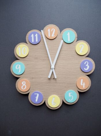 Horloge pour enfants en bois 1