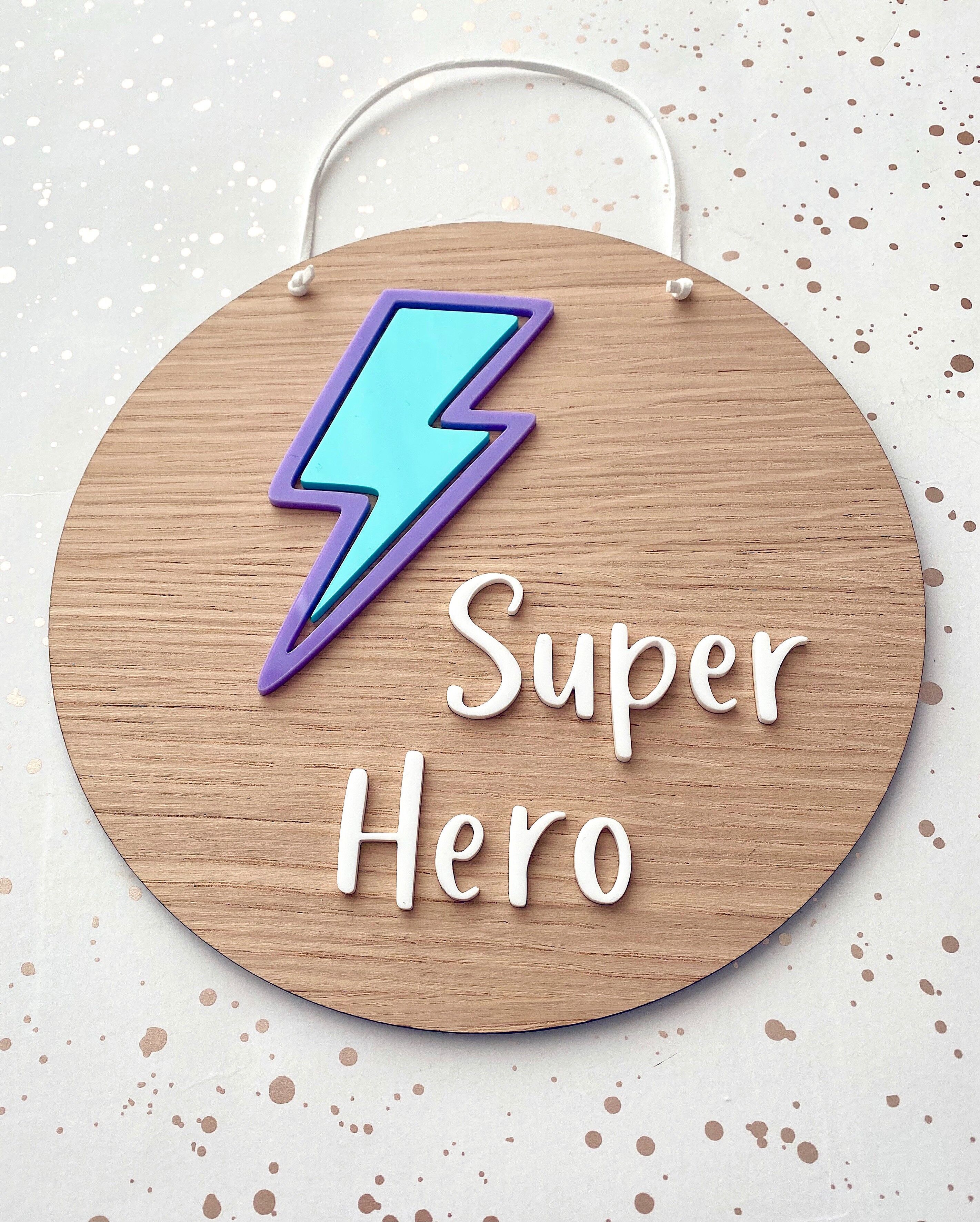 Targa Super Eroe - viola e verde