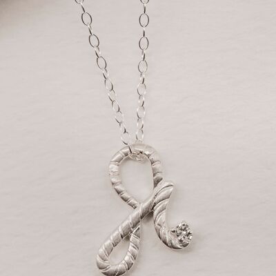 Collana con ciondolo in argento Fearless Shorthand