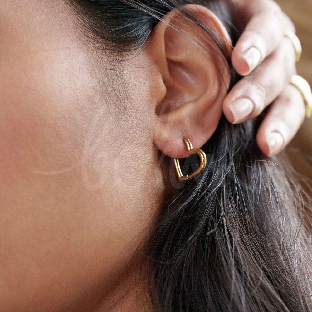 Zoé Creolen – kleiner Herzring 17x18mm