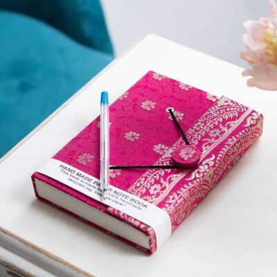 Journal fait main en papier recyclé et sari