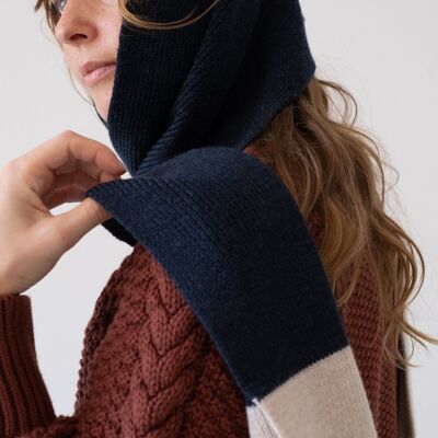Tayo chunky wool scarf in two-tone blue