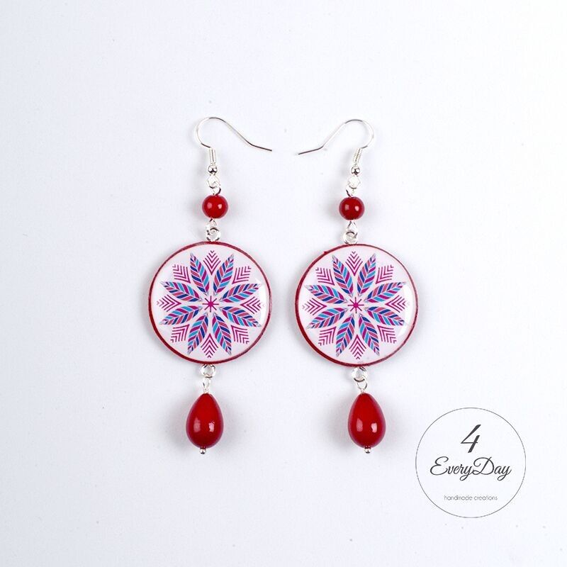 Majolica wood earrings red feathers