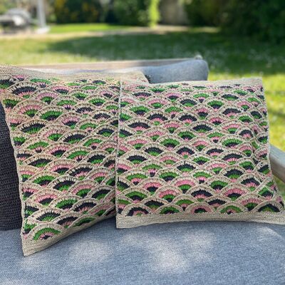 Housse de coussin en raphia motif écailles noires & vertes - Tahiry
