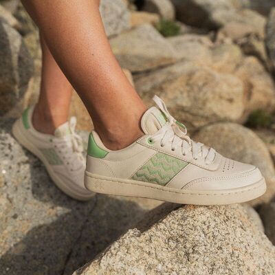 Baskets basses en cuir beige et pistache - Saigon Classique '24