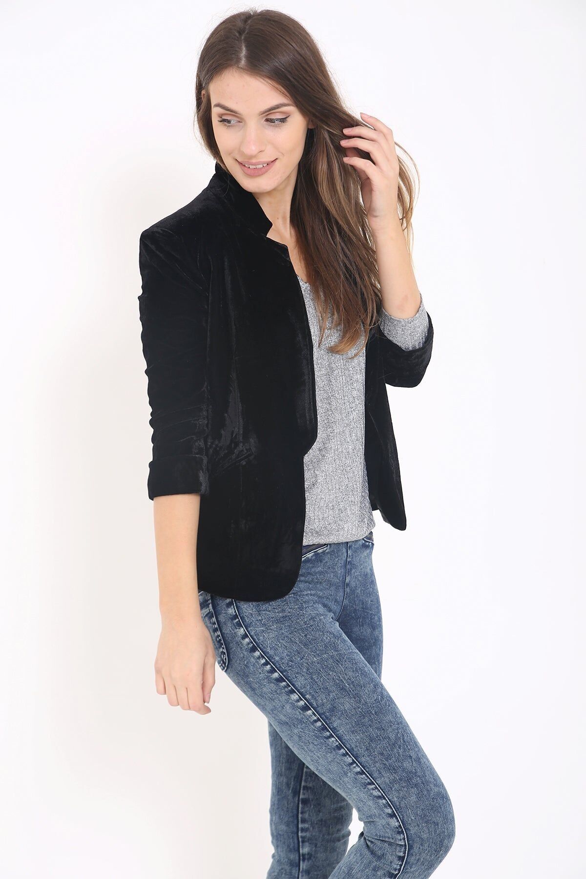 Maßgeschneiderter Blazer aus voll gefüttertem Velours mit umgeschlagenen Ärmeln