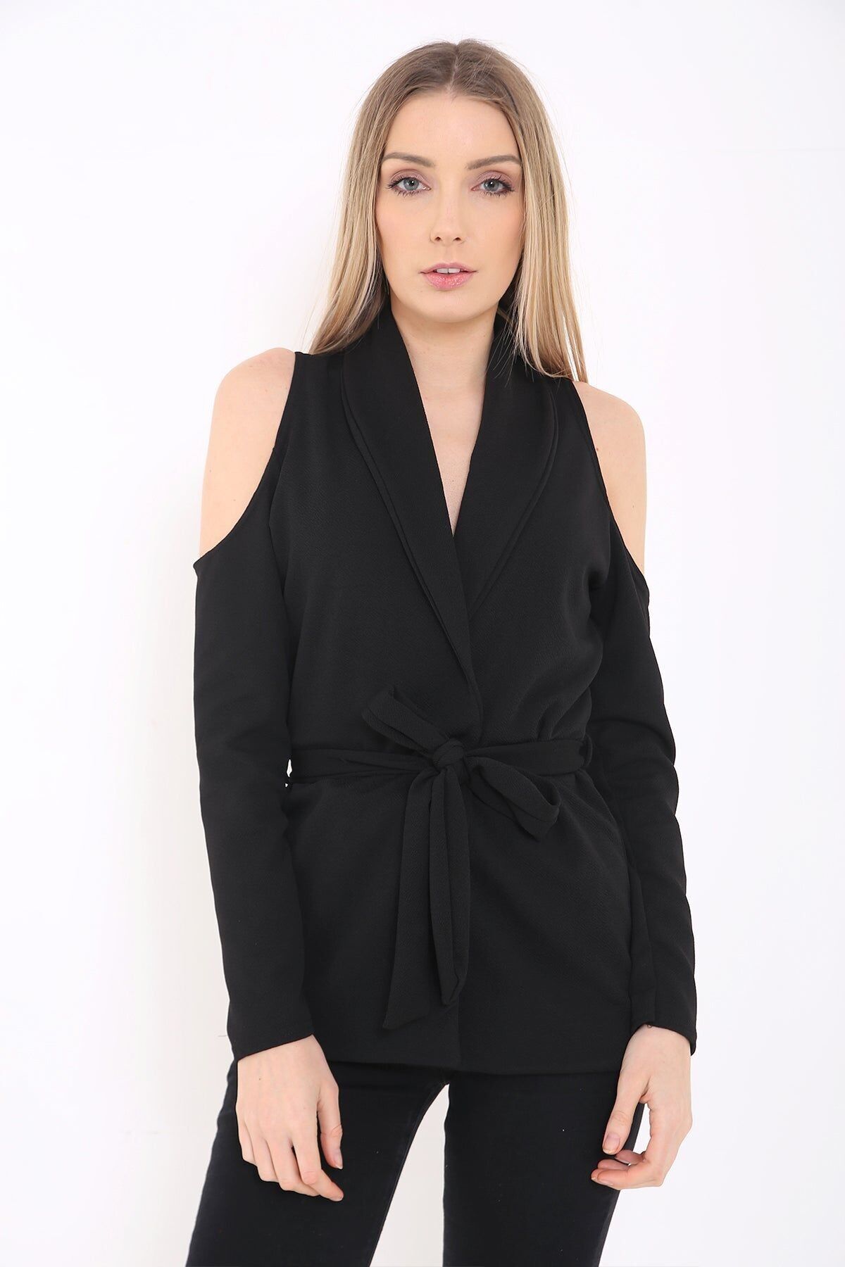 Giacca cardigan con cintura e spalle scoperte