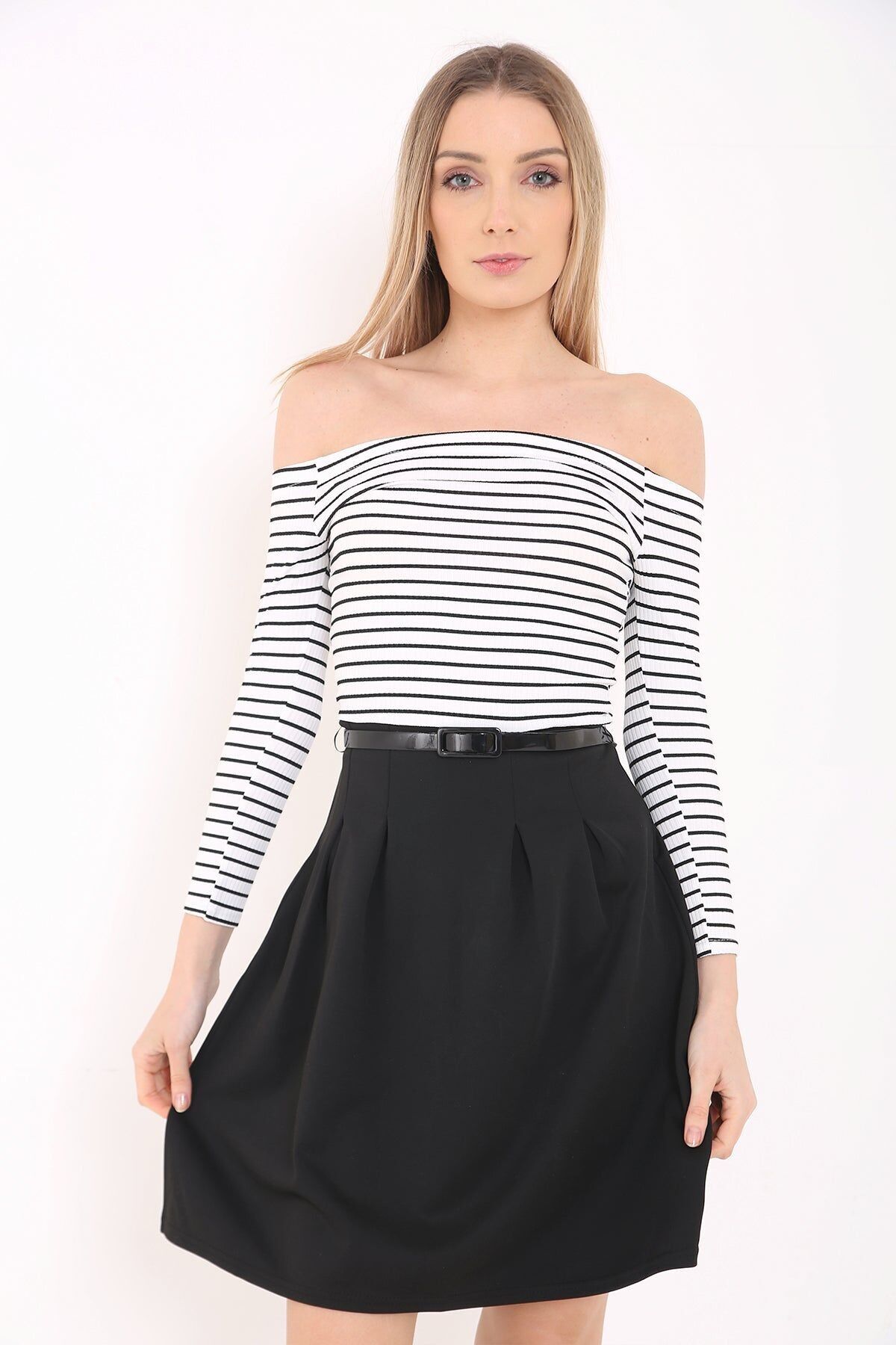 Abito Bardot a coste a righe con cintura