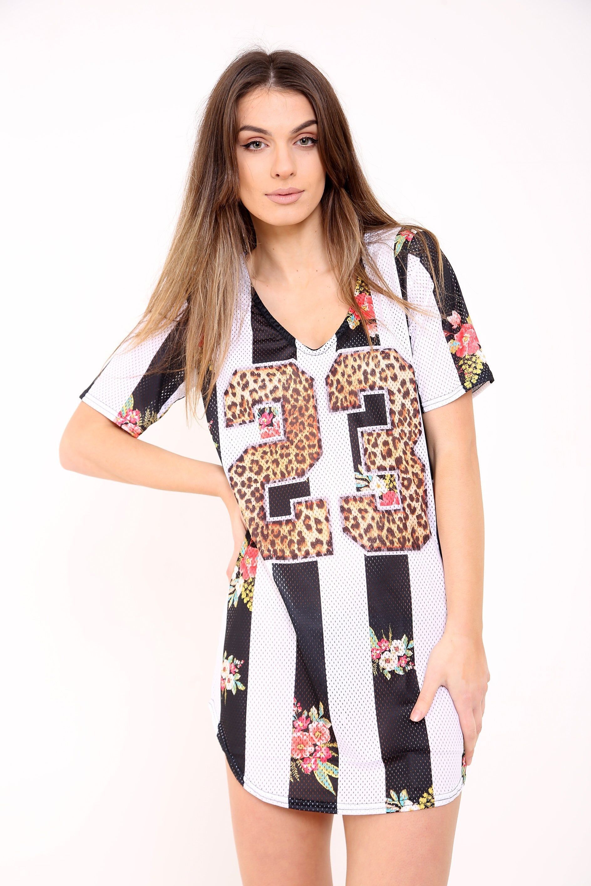 23 Abito T-shirt lungo Airtex con stampa a sublimazione