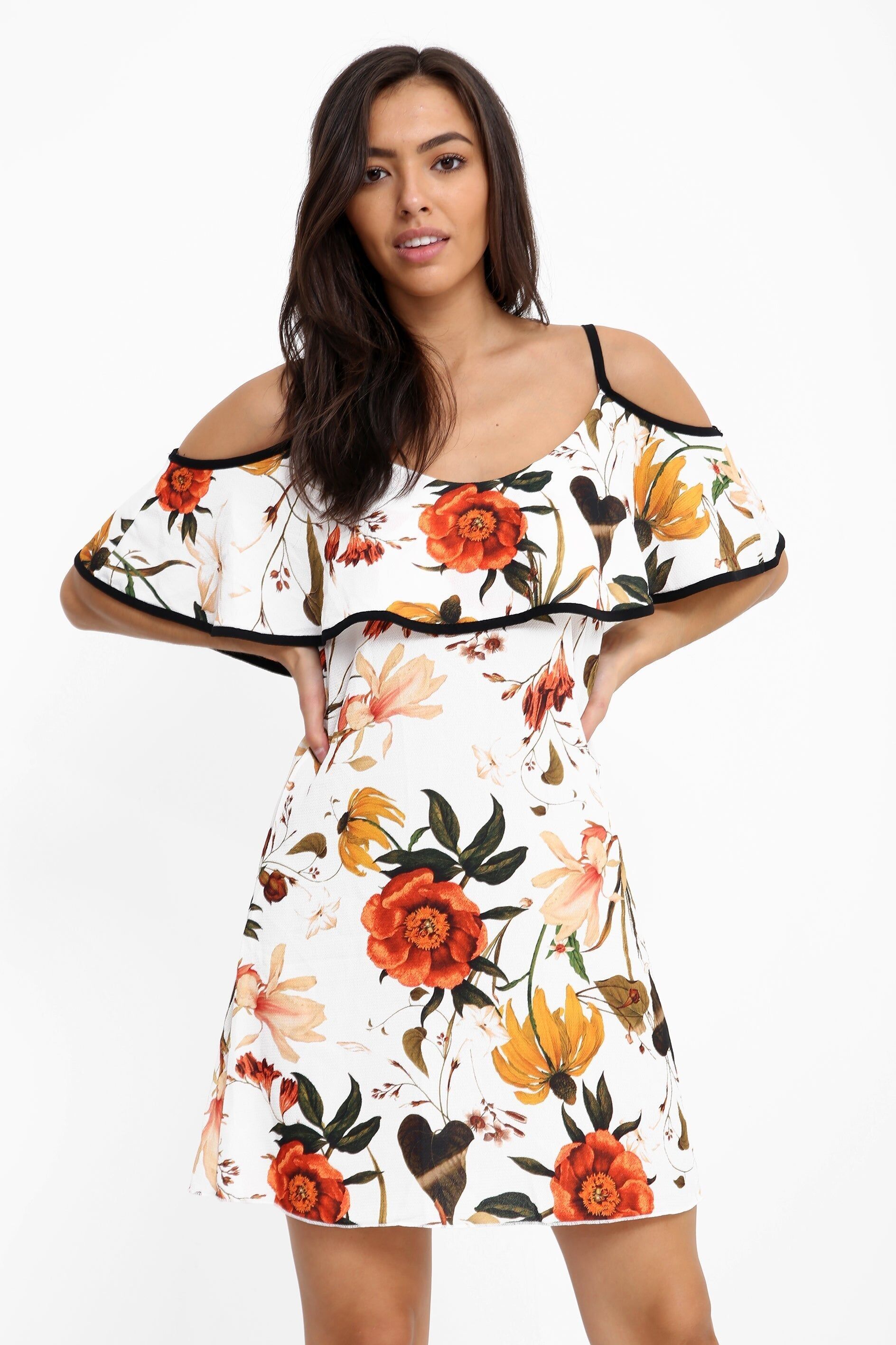 Abito con stampa floreale e volant