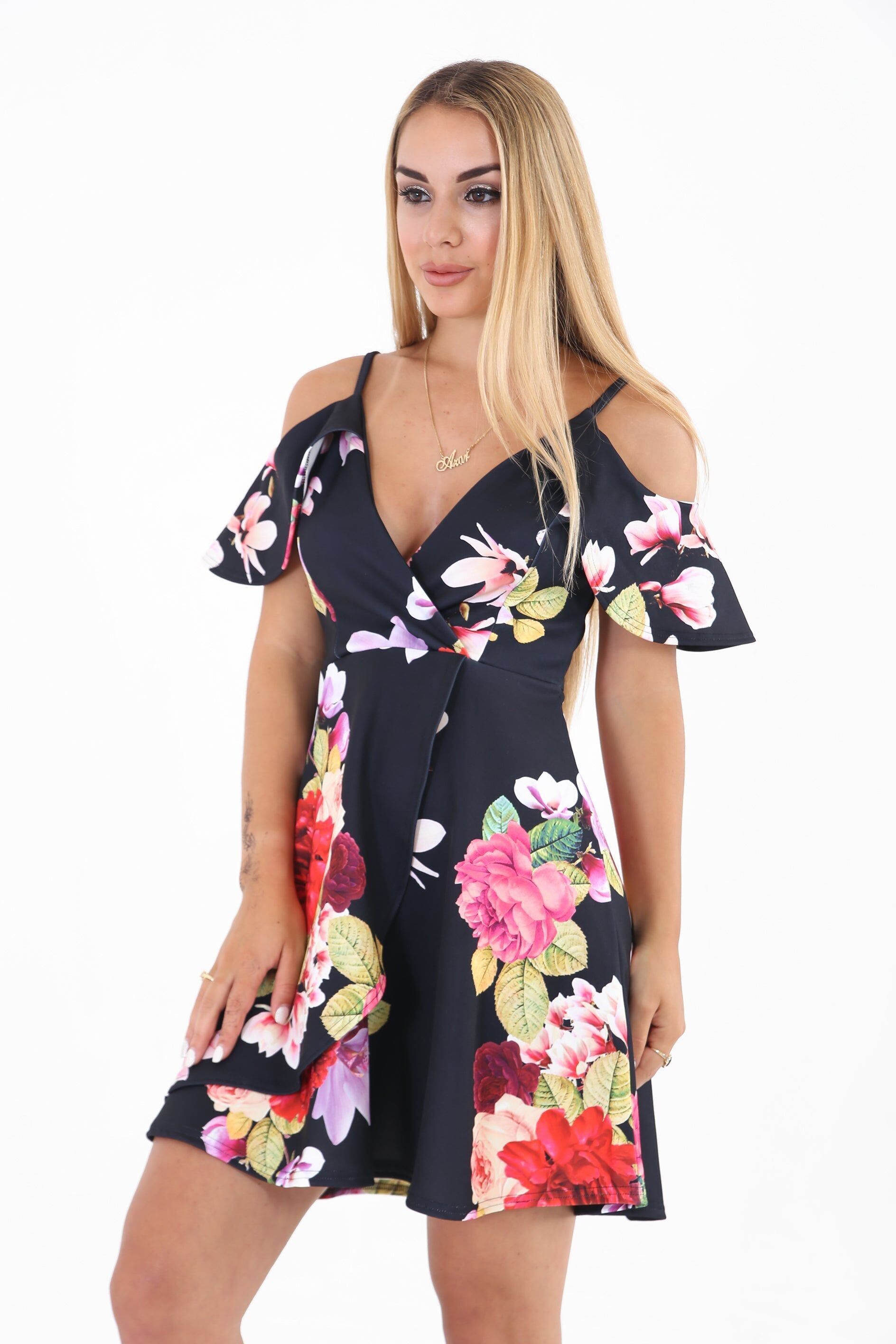 Abito skater floreale con spalle scoperte