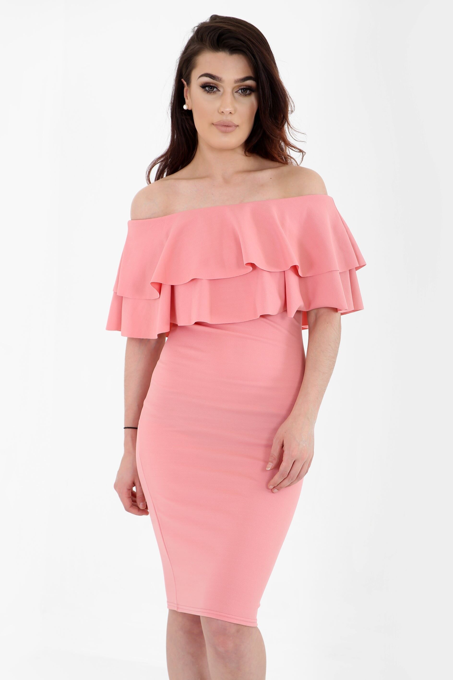 Abito Bardot con spalle scoperte e doppio volant