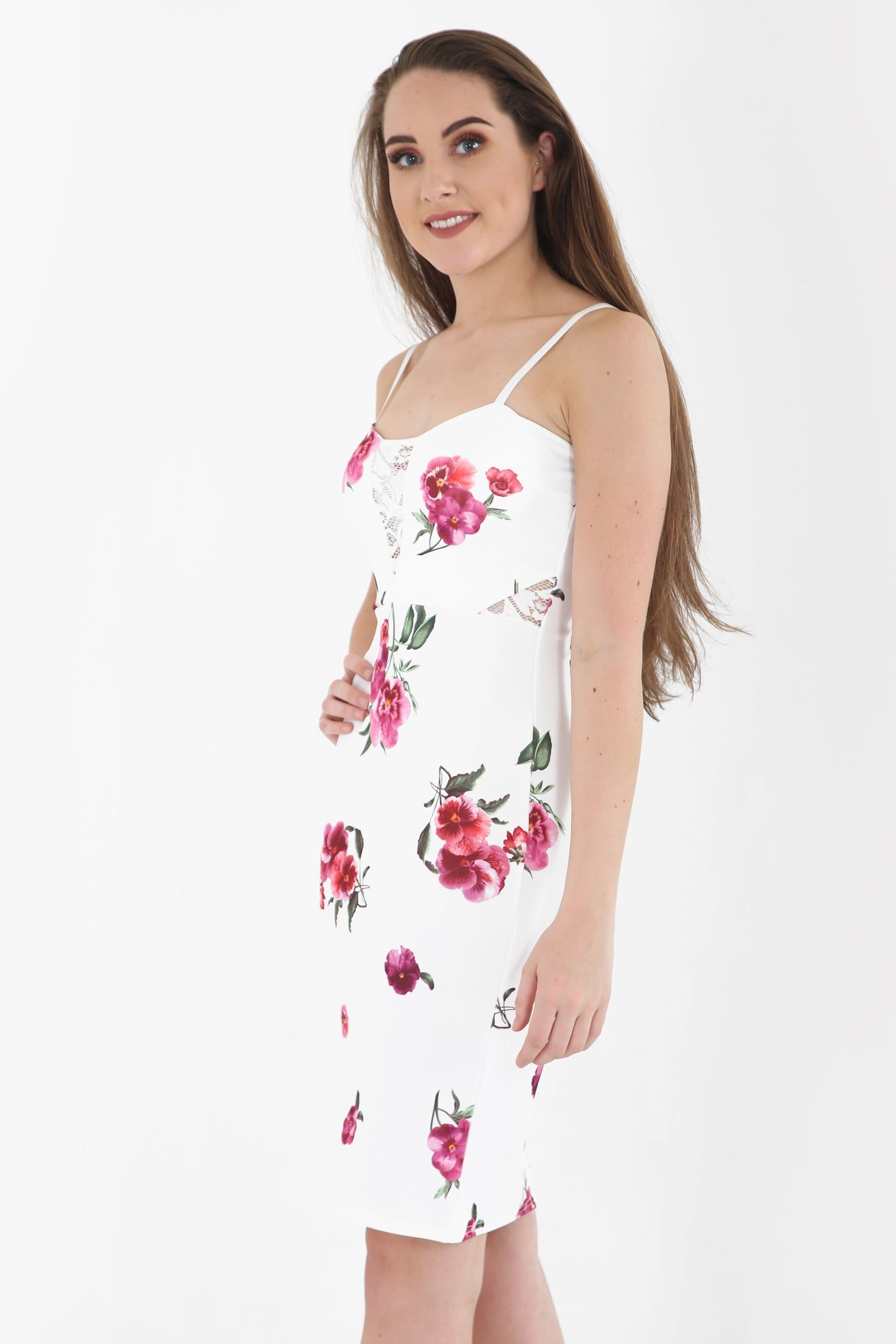 Abito con spalline e stampa floreale con inserti in pizzo