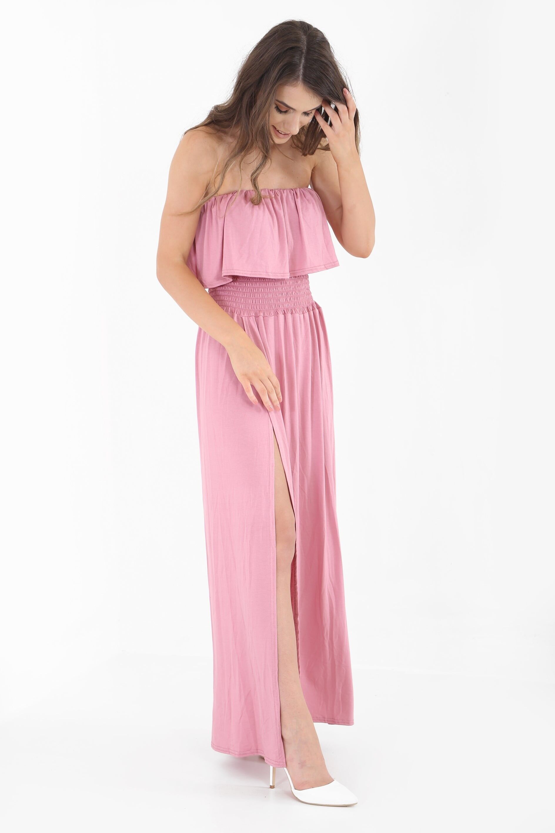 Abito lungo arricciato con balza e fascia