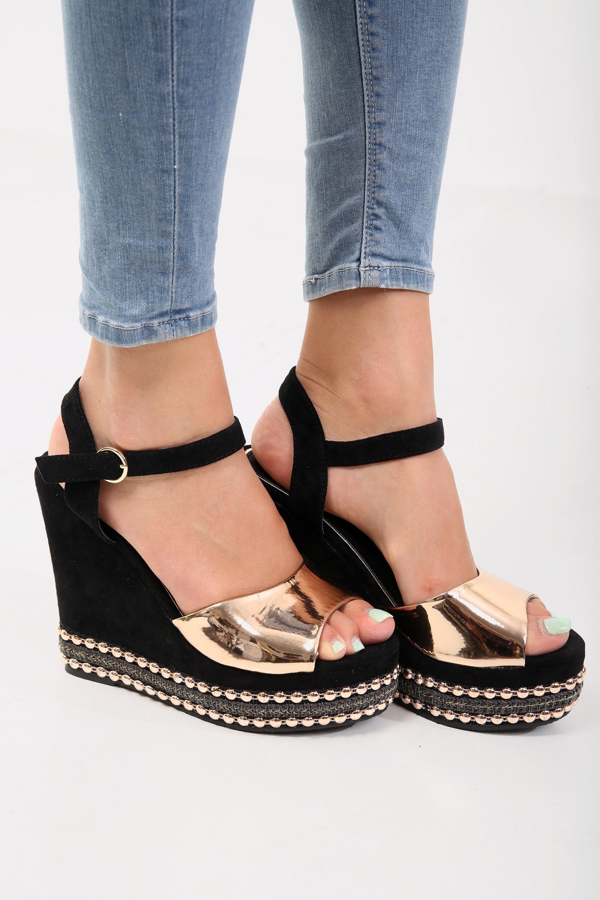 Espadrillas alla schiava in finta pelle scamosciata con zeppa