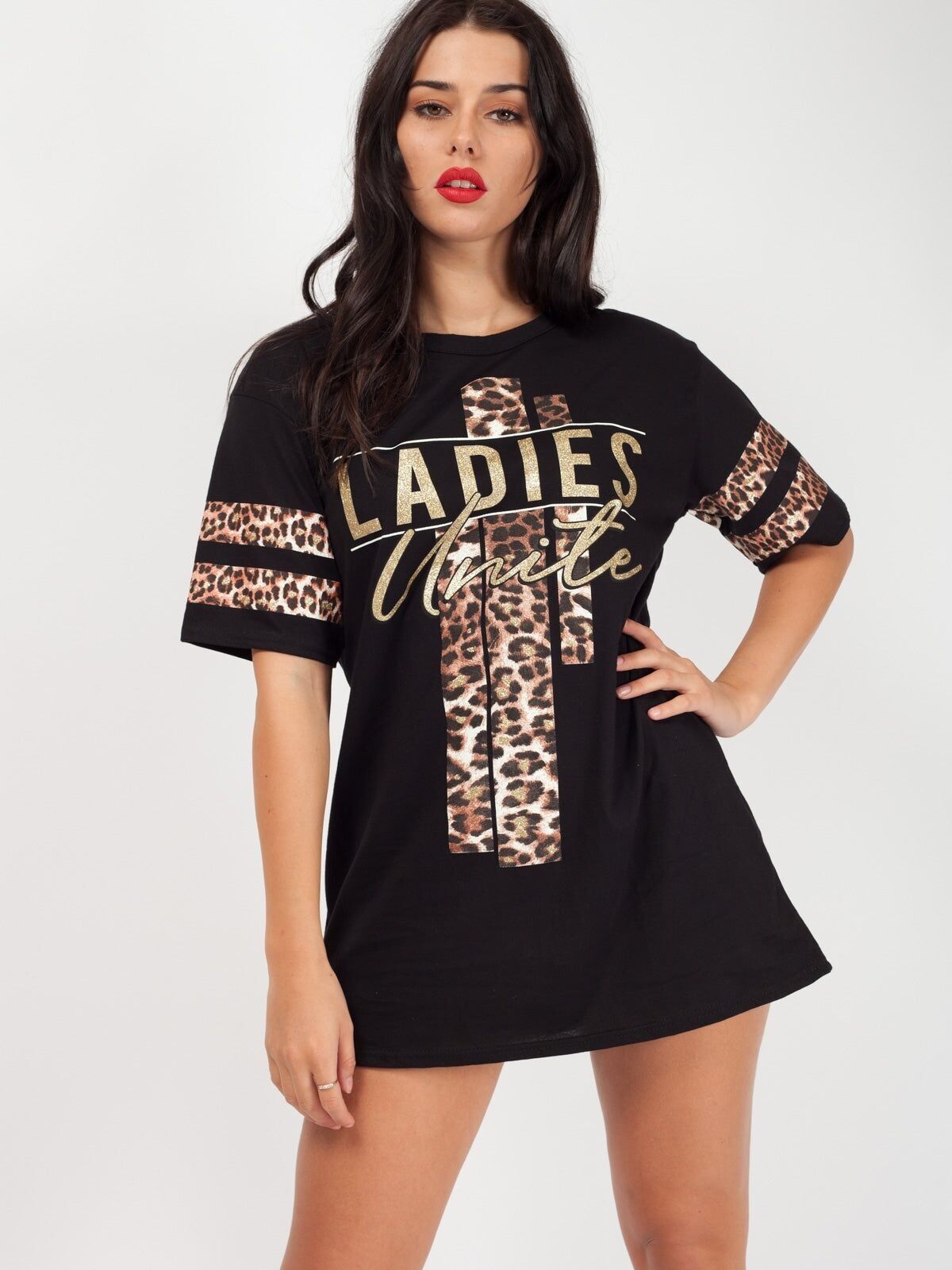 T-shirt oversize stampata "Unitevi" da donna