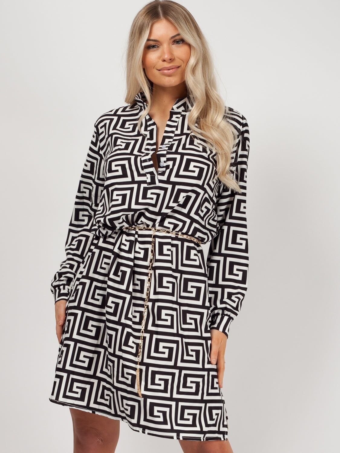 Abito camicia con stampa illusion e cintura a catena