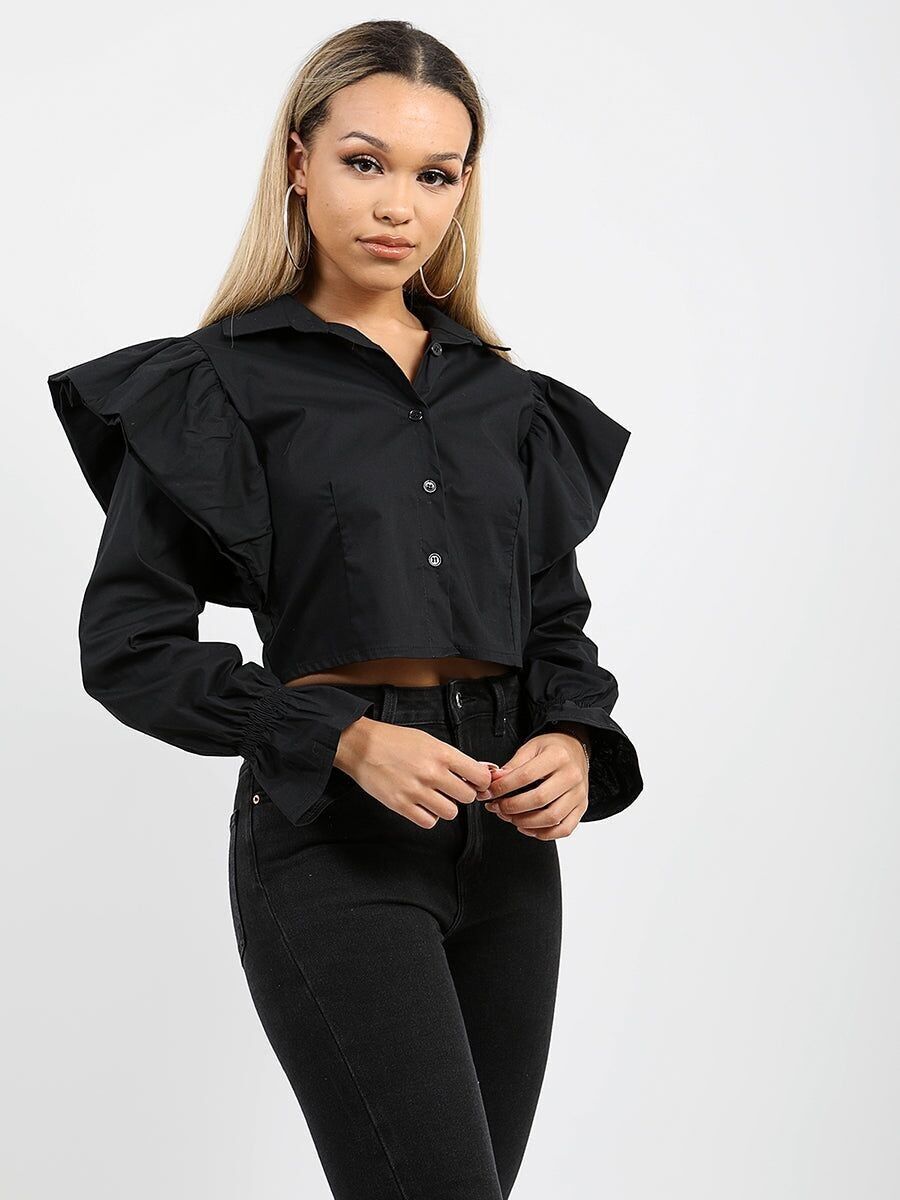 Top camicia con dettaglio sulle spalle a balze