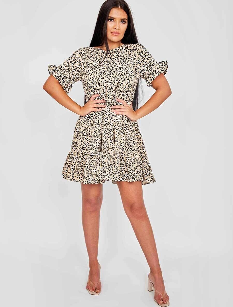 Abito grembiule a balze con stampa animalier