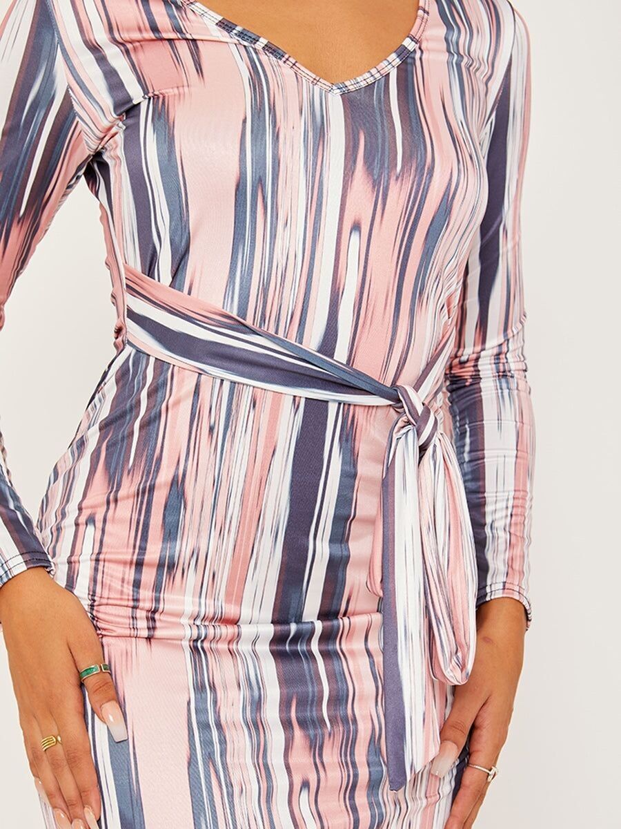 Abito midi con nodo auto annodante e stampa astratta