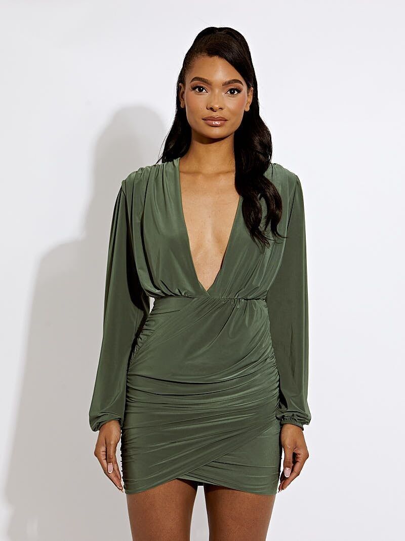 Abito attillato con scollo a V e arricciatura sul davanti