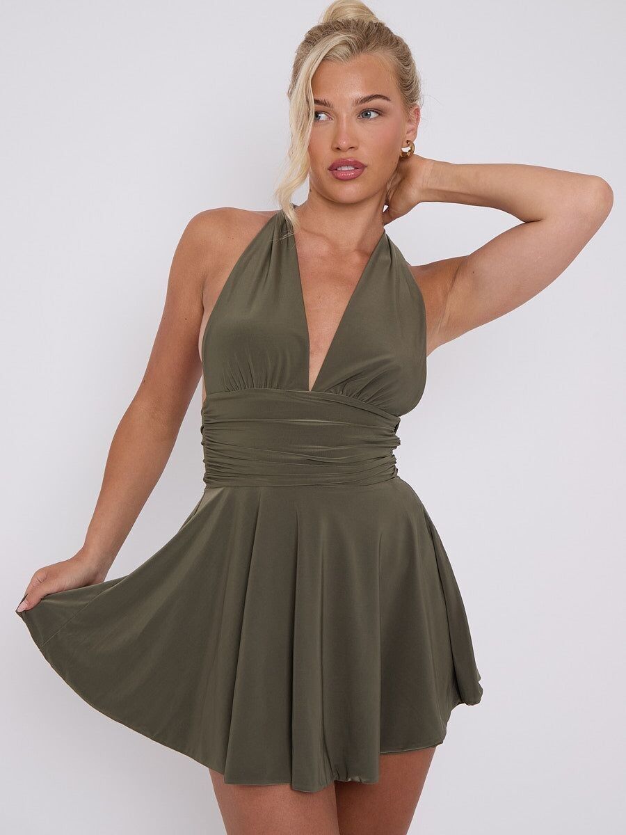 Anschmiegsames Neckholder-Minikleid mit Rüschen