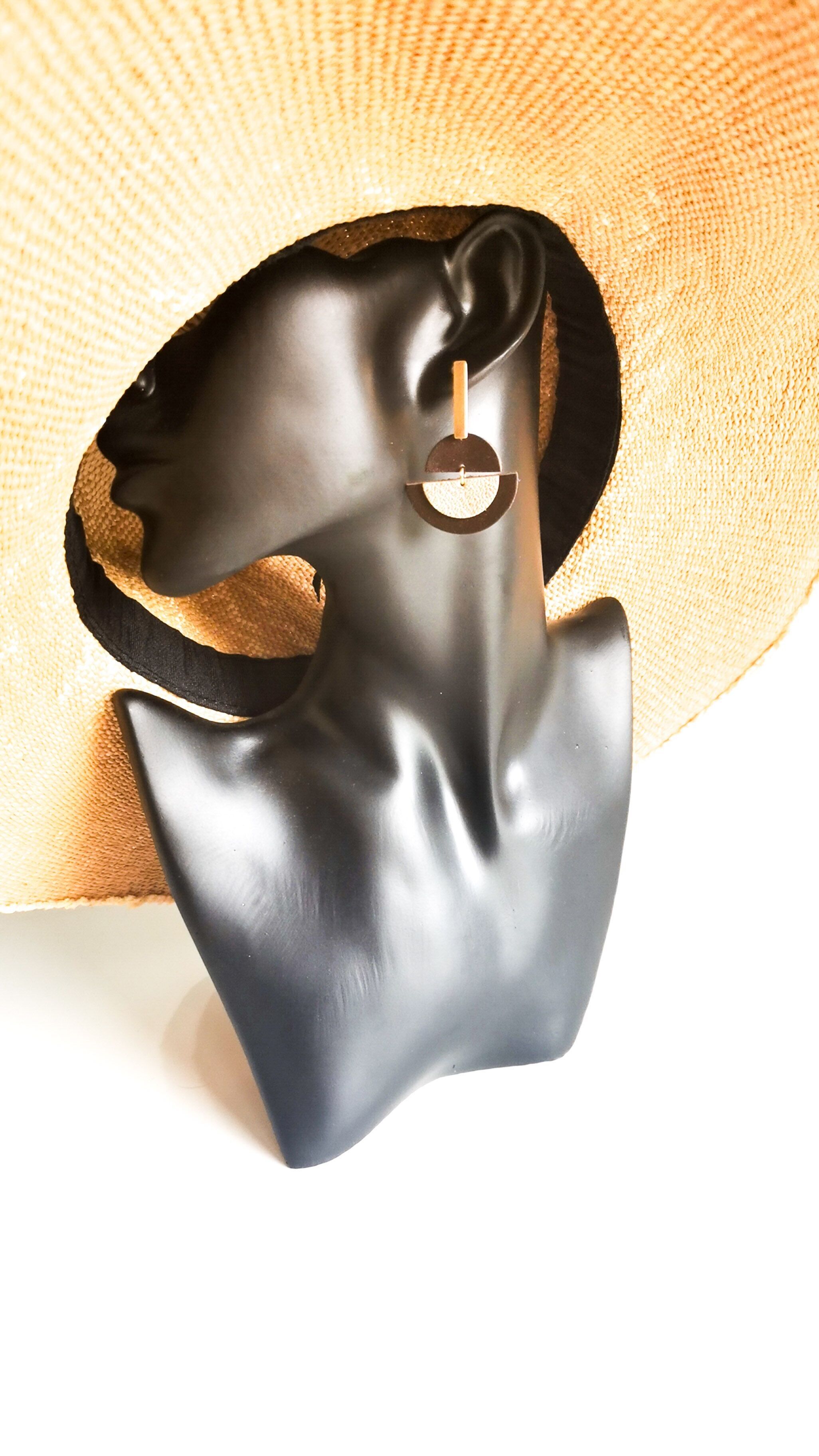 Earrings - LUNA - Leather and gold-plated stainless steel - Chocolate brown