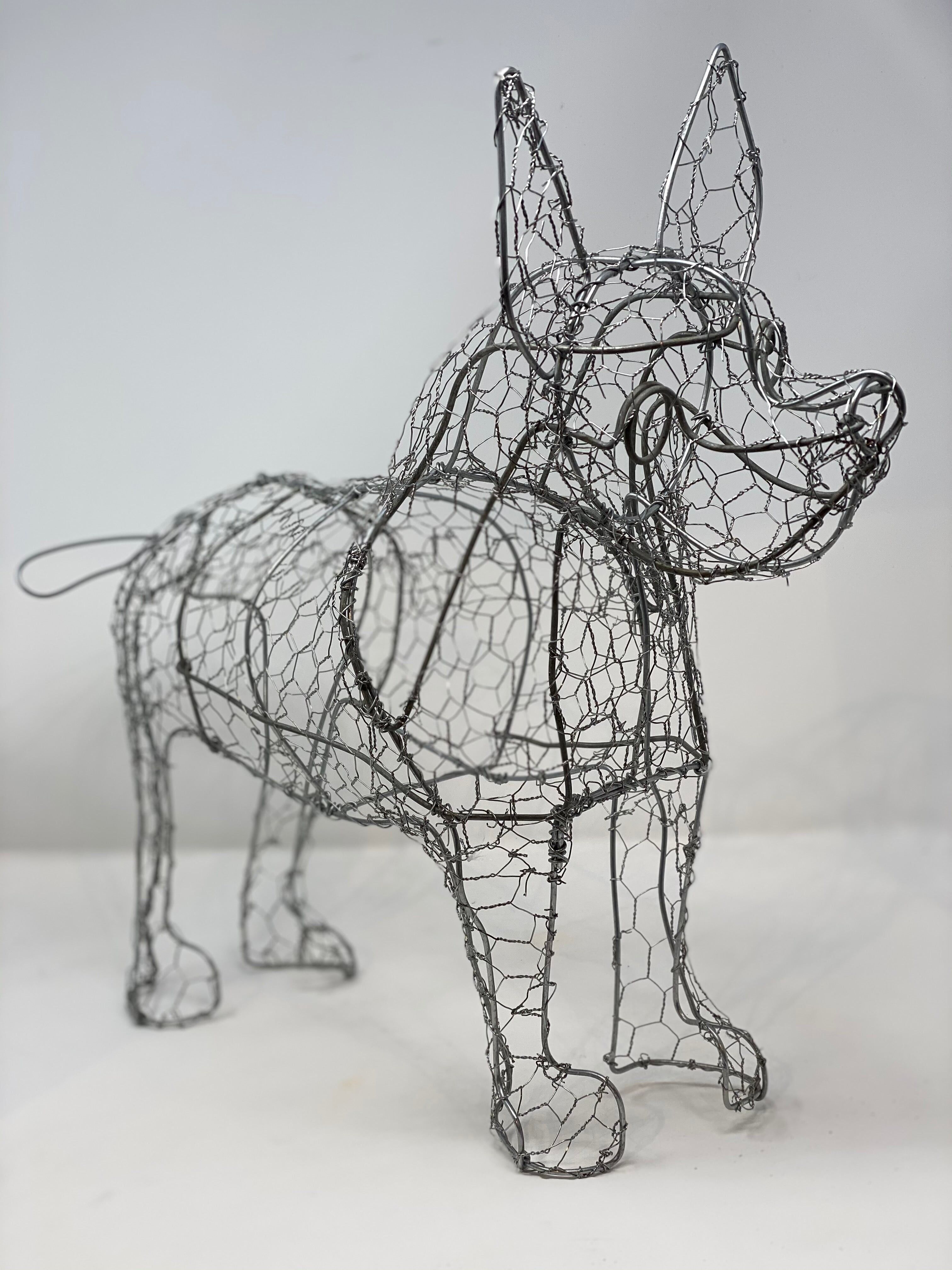 Sculpture de chien en fil de fer fait à la main