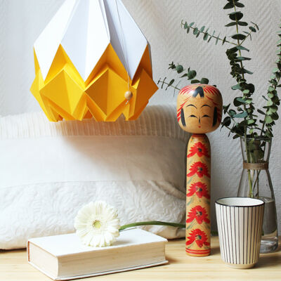 Two-tone origami pendant light - M - Buttercup