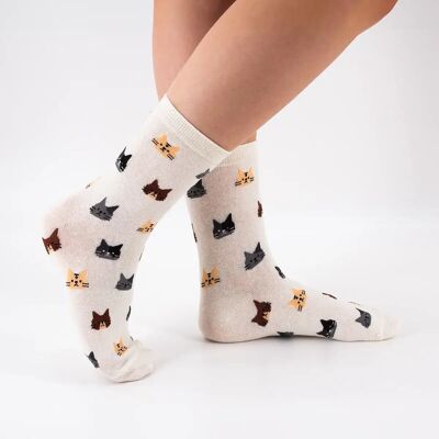 Calcetines con cara de gato