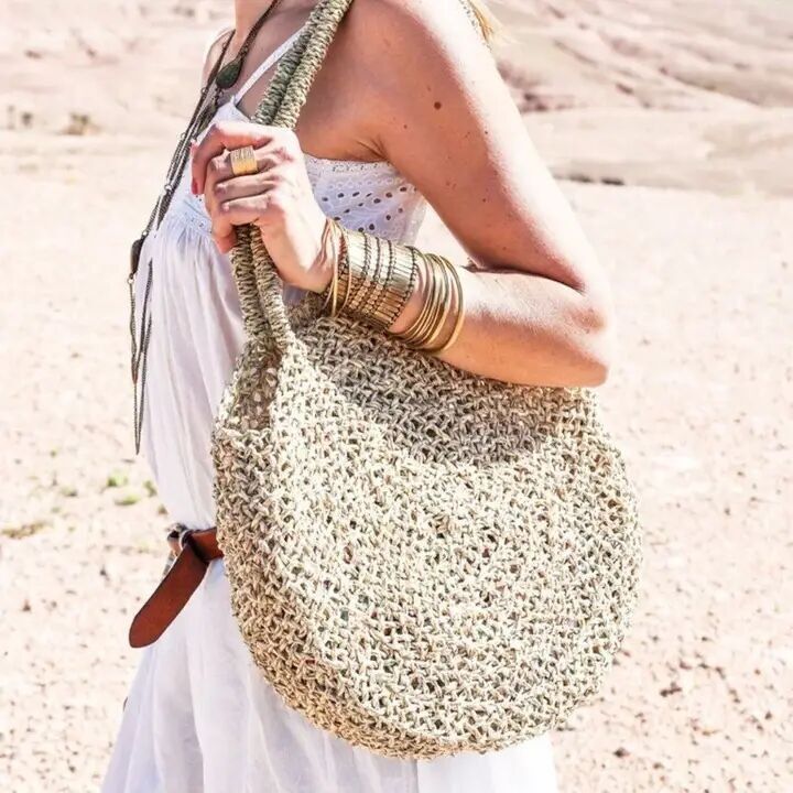 Sac fourre-tout rond en paille et osier