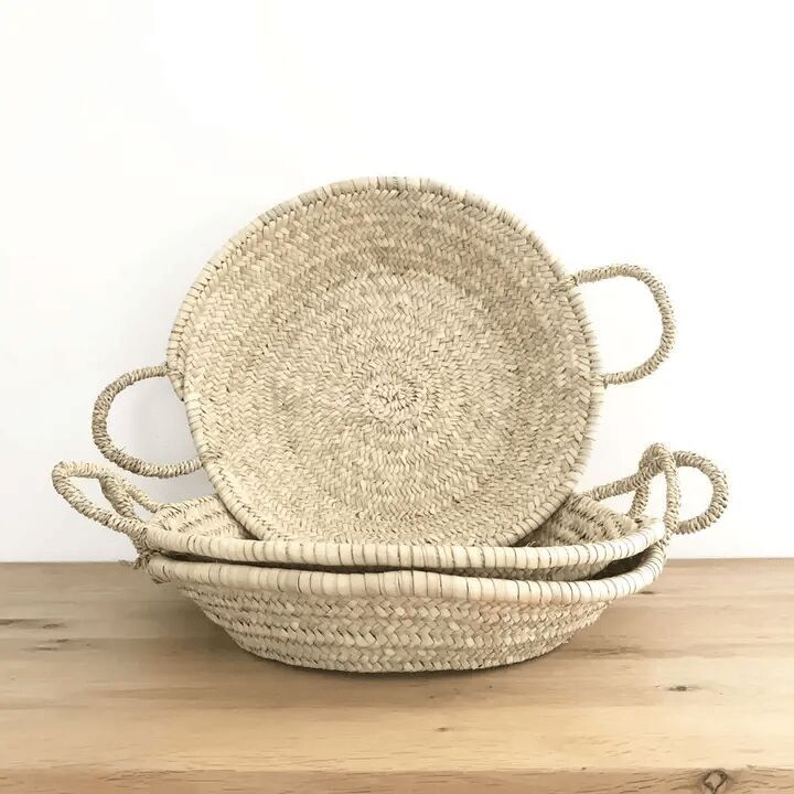 Cestino piatto in foglie di palma intrecciate - Decorazione da parete marocchina e vassoio da portata