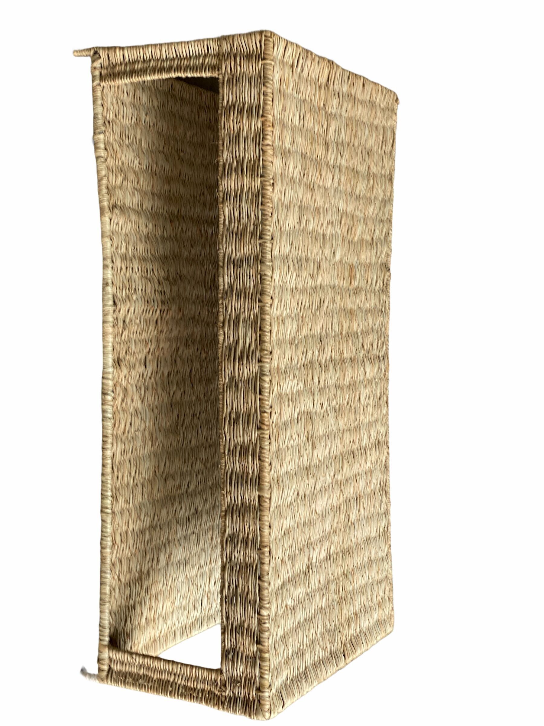 Table en feuille de palmier tissée à la main - Mozambique