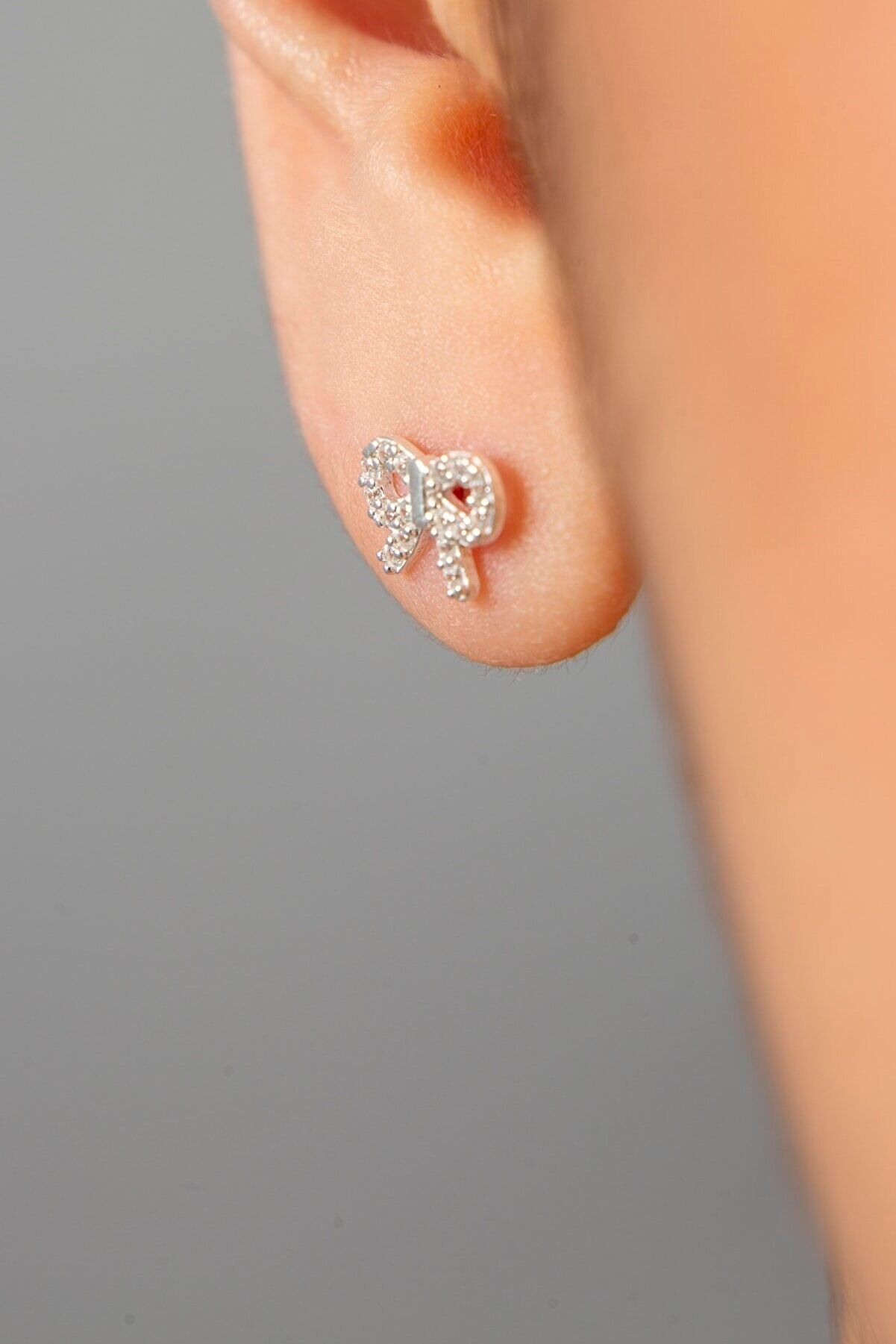 ORECCHINI BORCHIE CON FIOCCO MINIMI