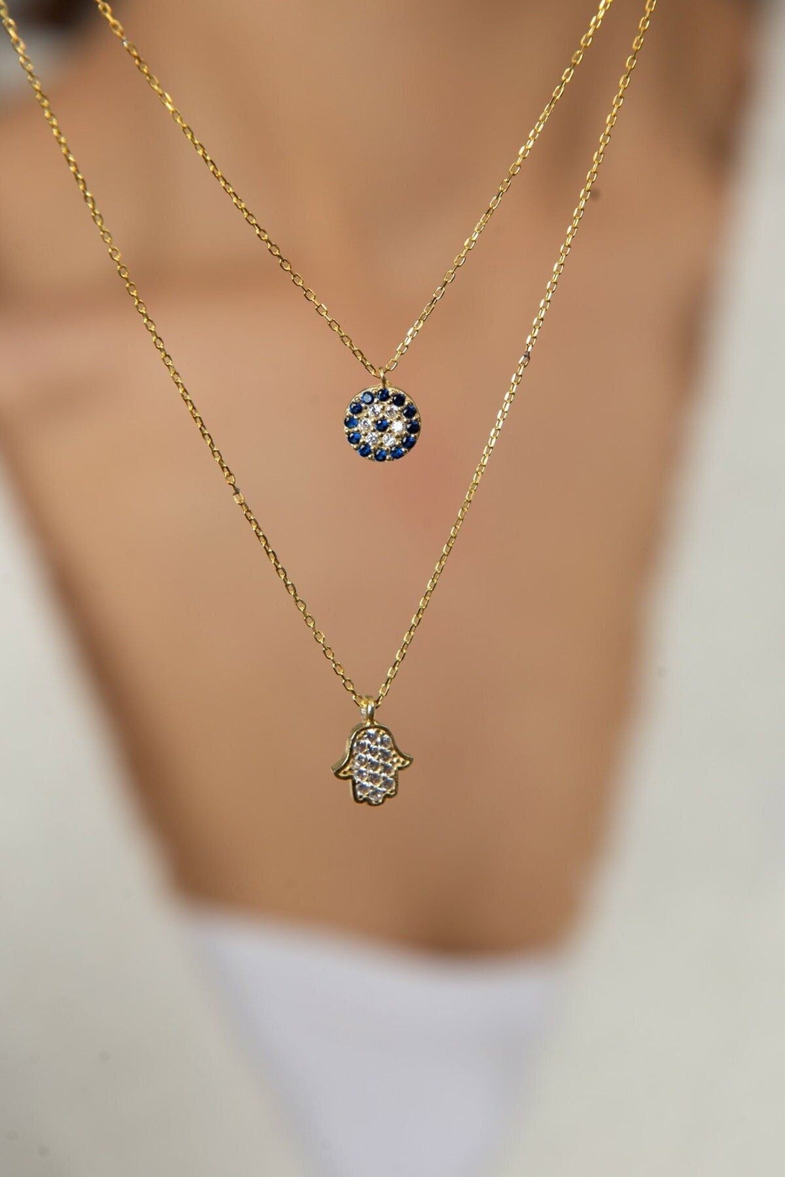 COLLANA A MANO DI FATIMA A STRATI