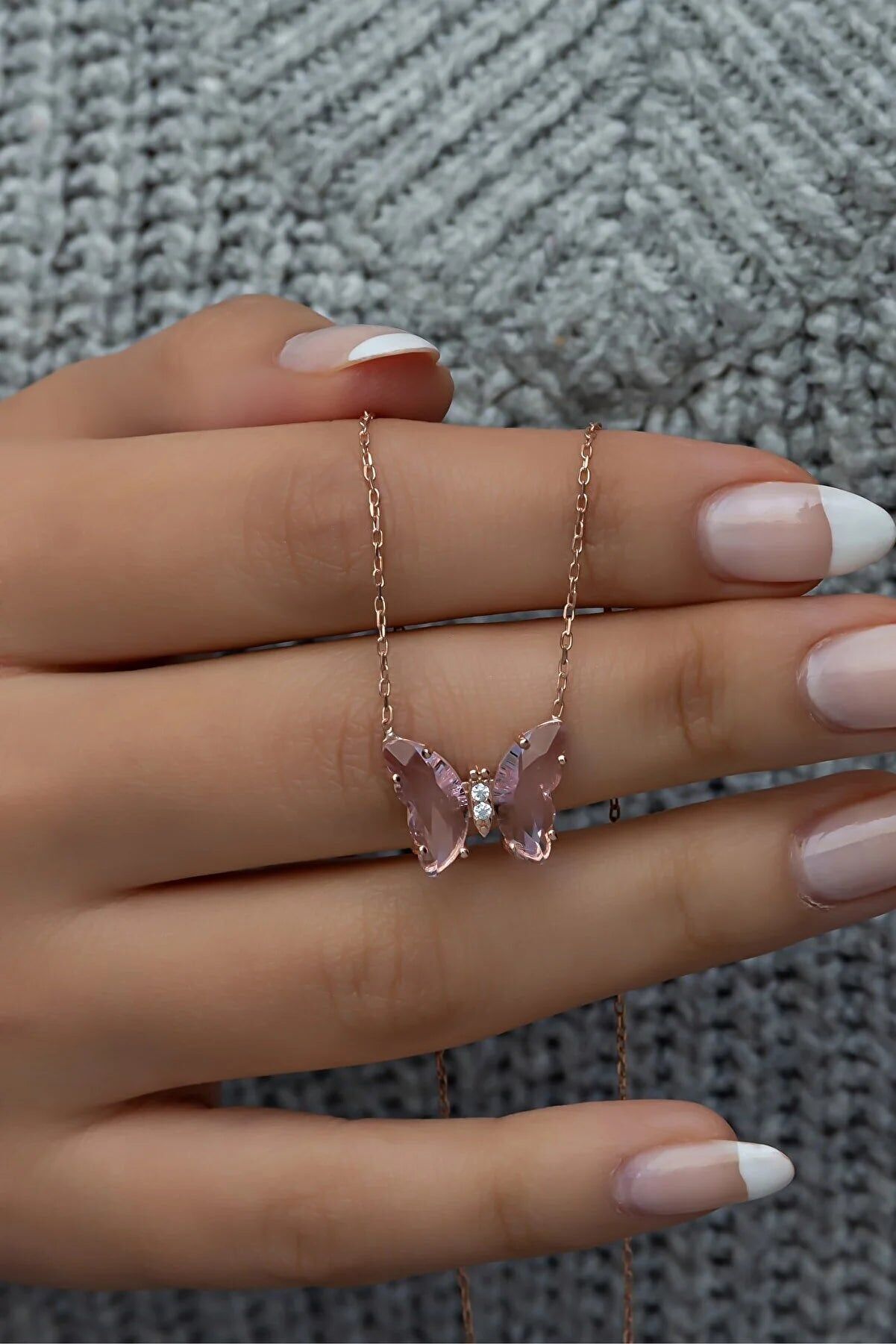 COLLANA IN VETRO FARFALLA ROSÉ