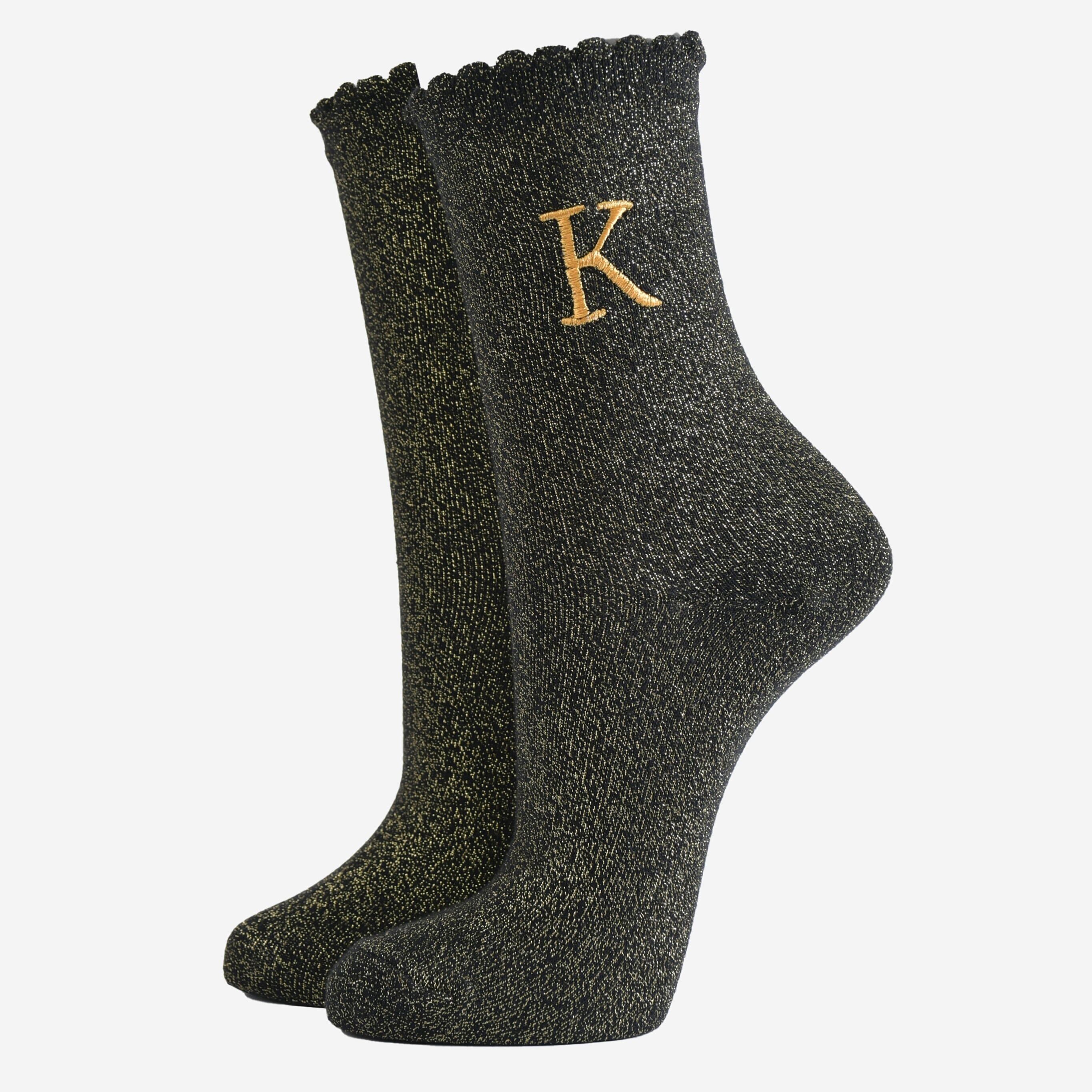 Glitzersocken für Damen - Schwarz/Gold, Initiale „K“