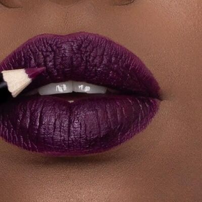 Delineador de labios Flawless de SOCA - Bashment Purple