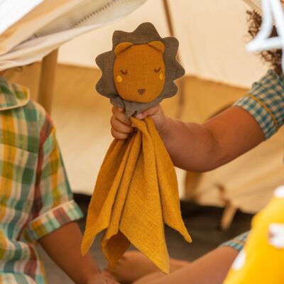 Peluche orgánico Golden Lion para bebé