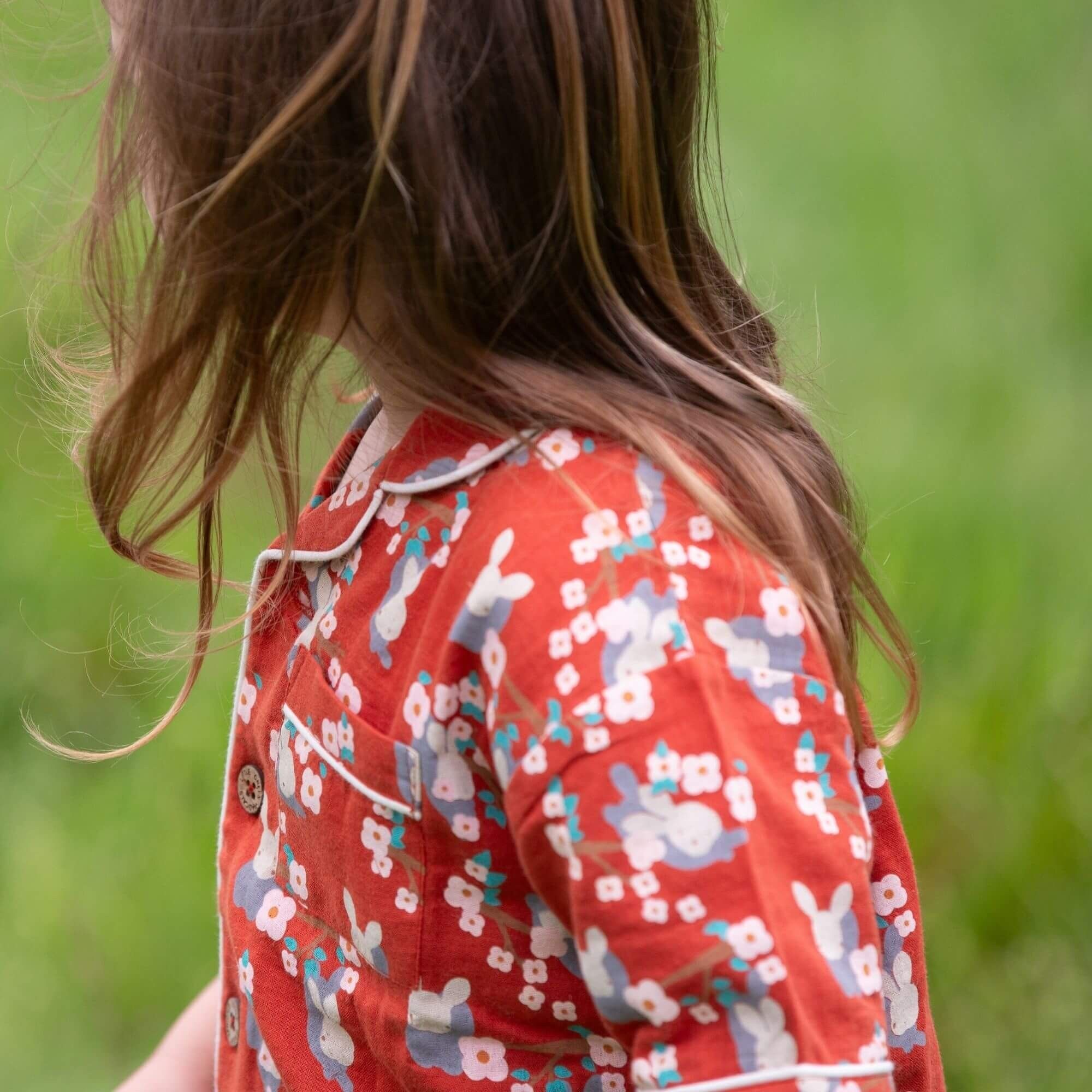 Set pigiama corto con bottoni Little Rabbits