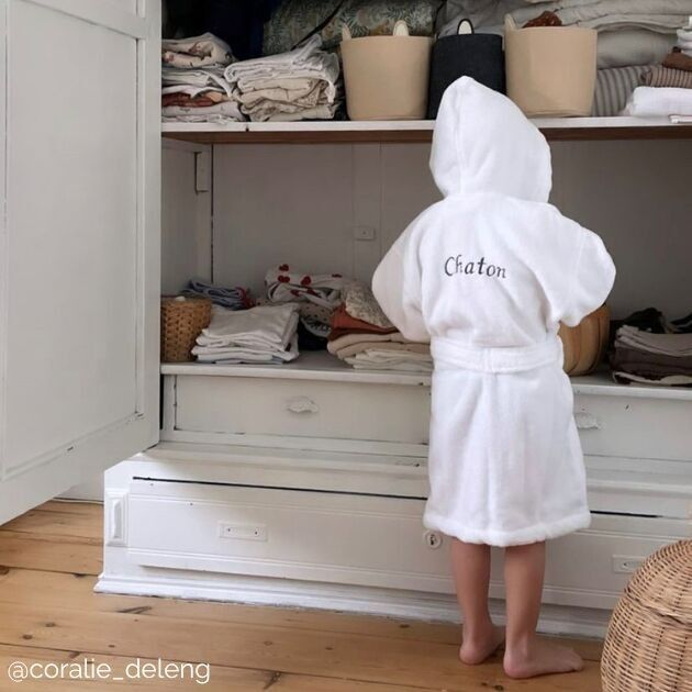 Accappatoio con cappuccio biologico naturale morbido per bambini
