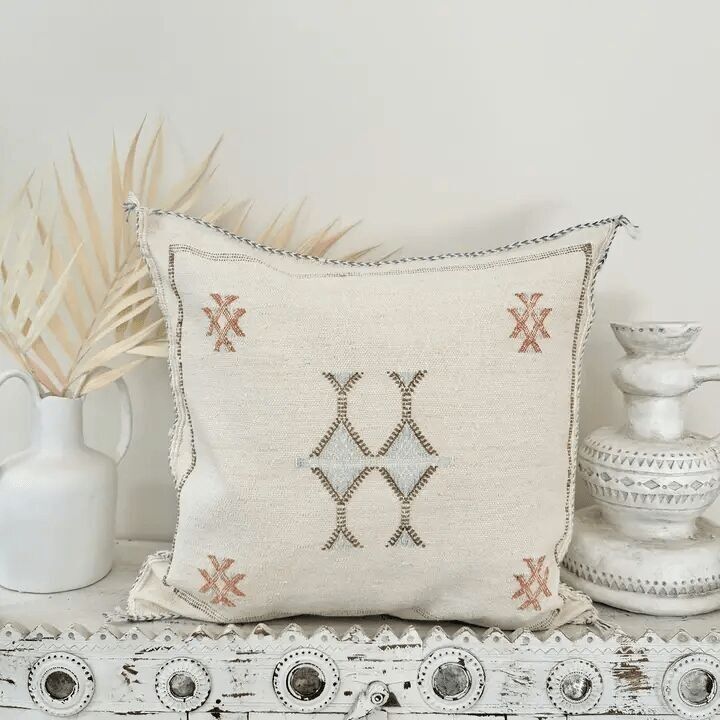 Copricuscino quadrato in seta con cactus marocchino bianco sporco