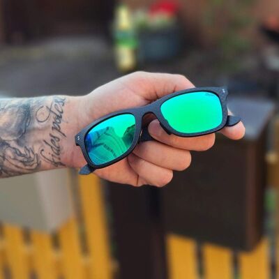 Fibrous V4 - Carbon Fiber Sunglasses - Green