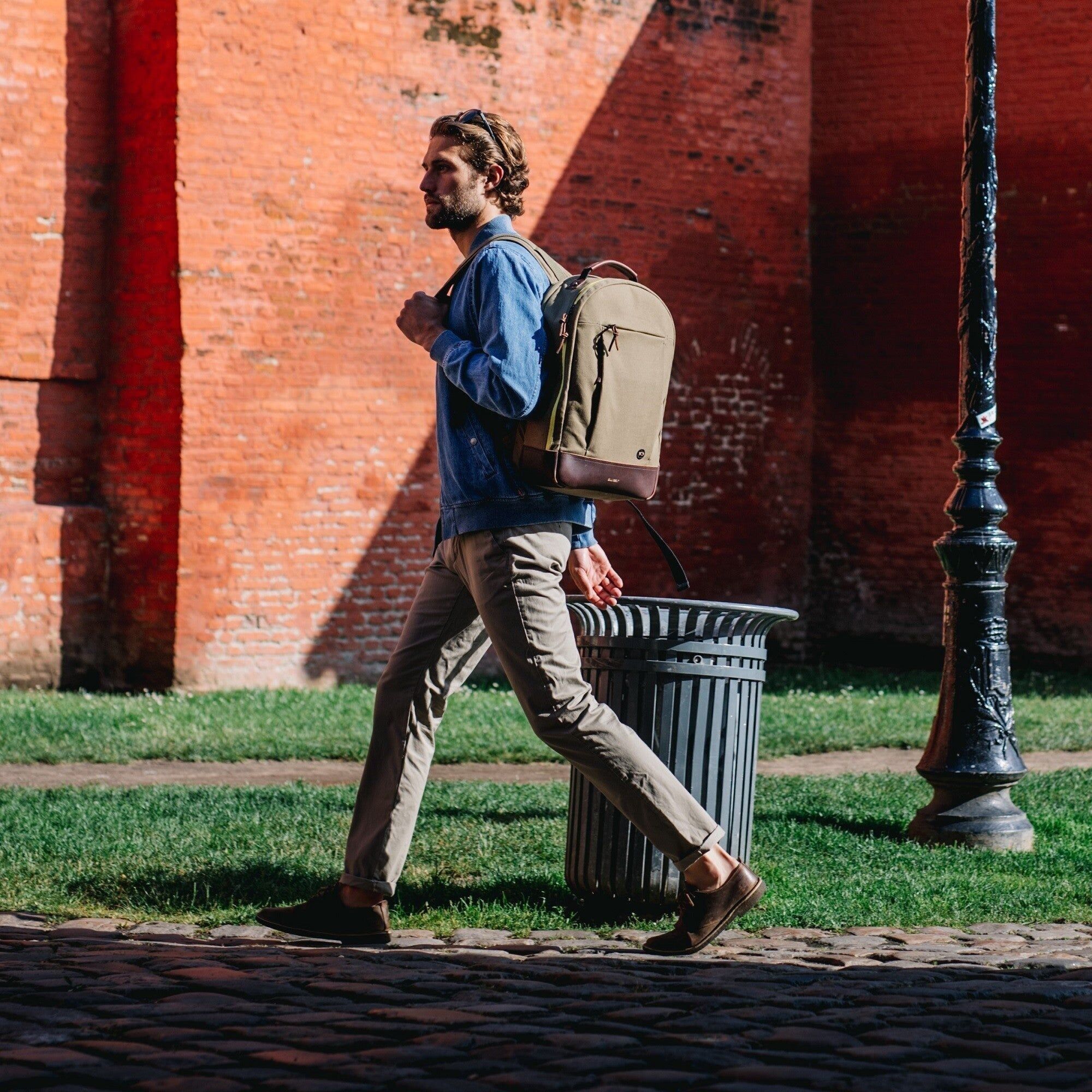 Sac à dos rond en coton déperlant Kaki