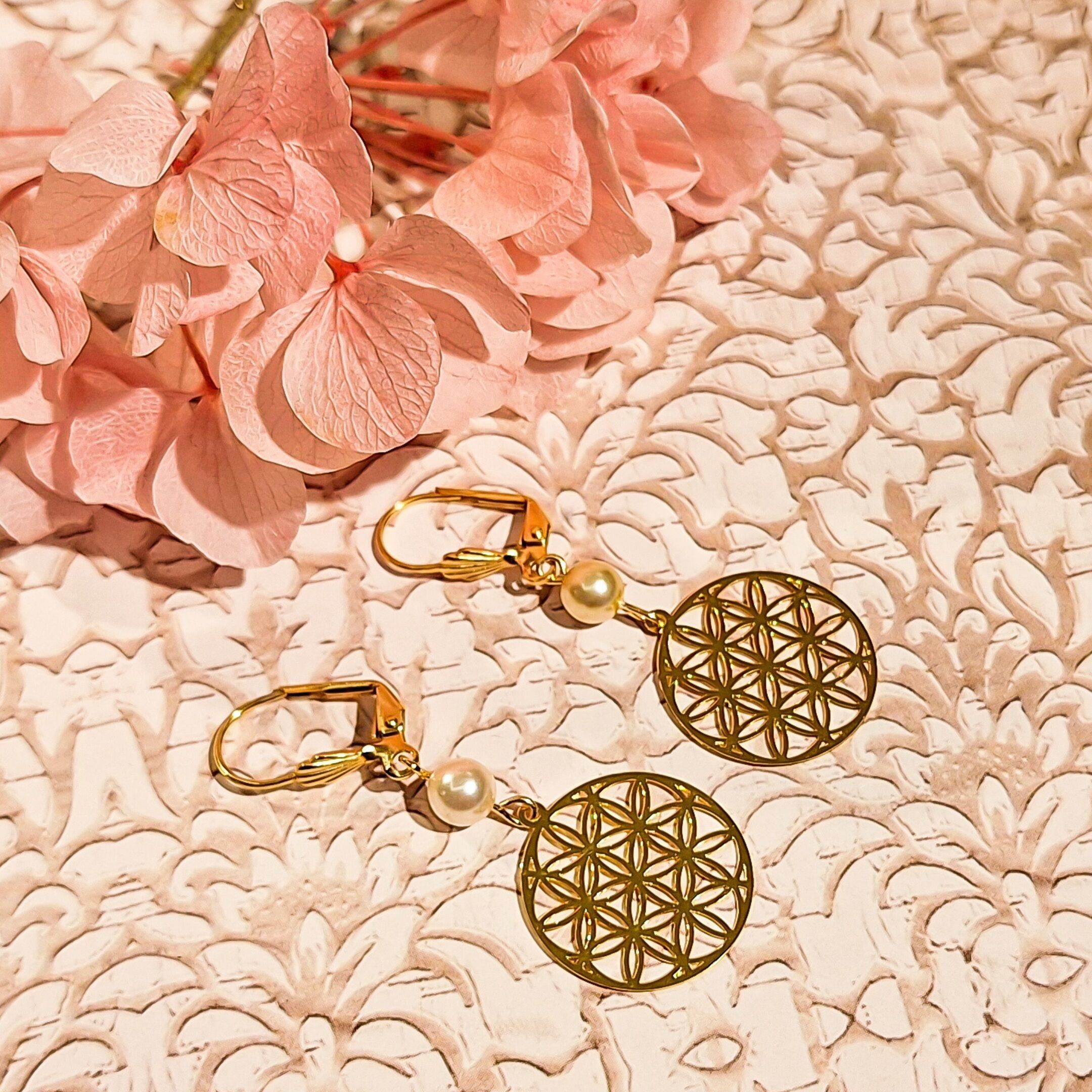 Pendientes de perlas Swarovski con forma de trébol, lentejuelas, corazón, mariposa, aros, hoja de palma, regalo para el Día de la Madre, regalo de Navidad para mamá, maestra.