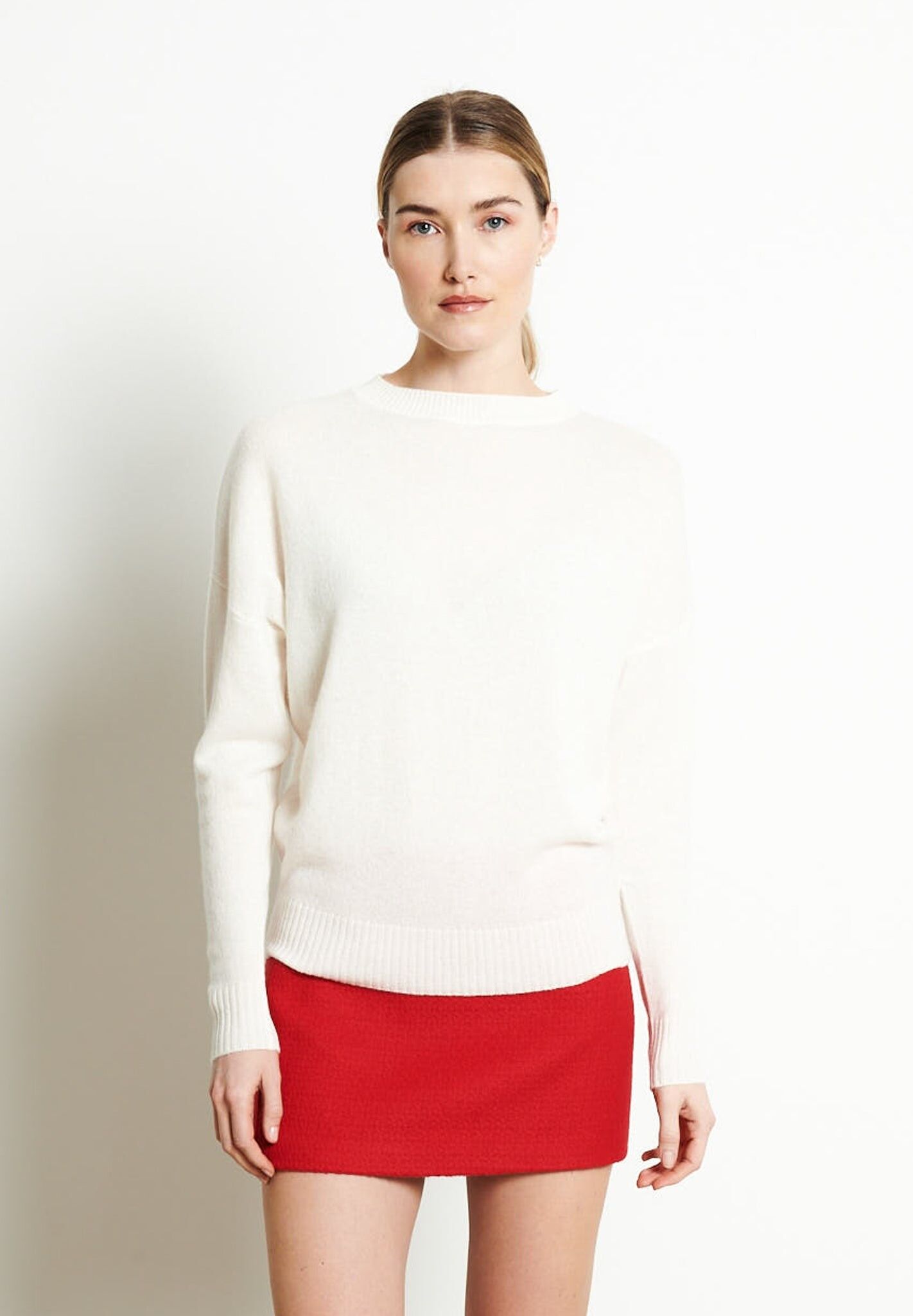 RIA 2 Pull col rond oversize en cachemire blanc écru